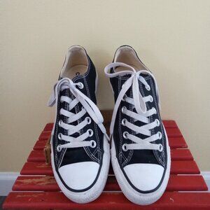 Converse Chuck Taylor All Star Sneaker - Women's